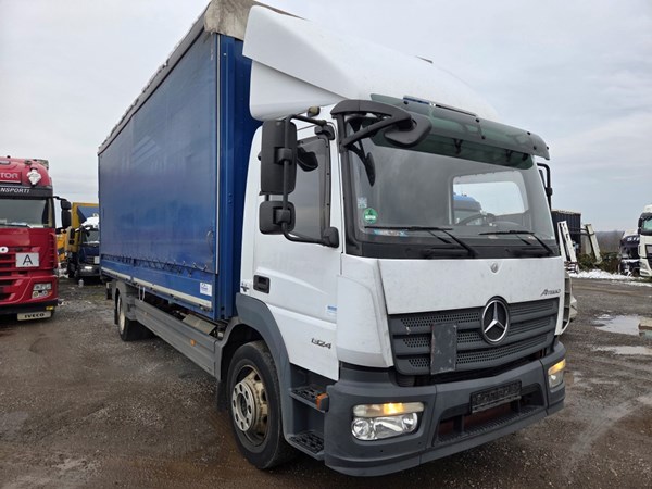 MERCEDES BENZ ATEGO 1324 L